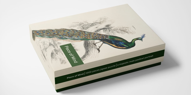 Puzzle Piece of Mind. 1000 elementów. A majestic male peafowl portrait. Ekologiczne puzzle premium